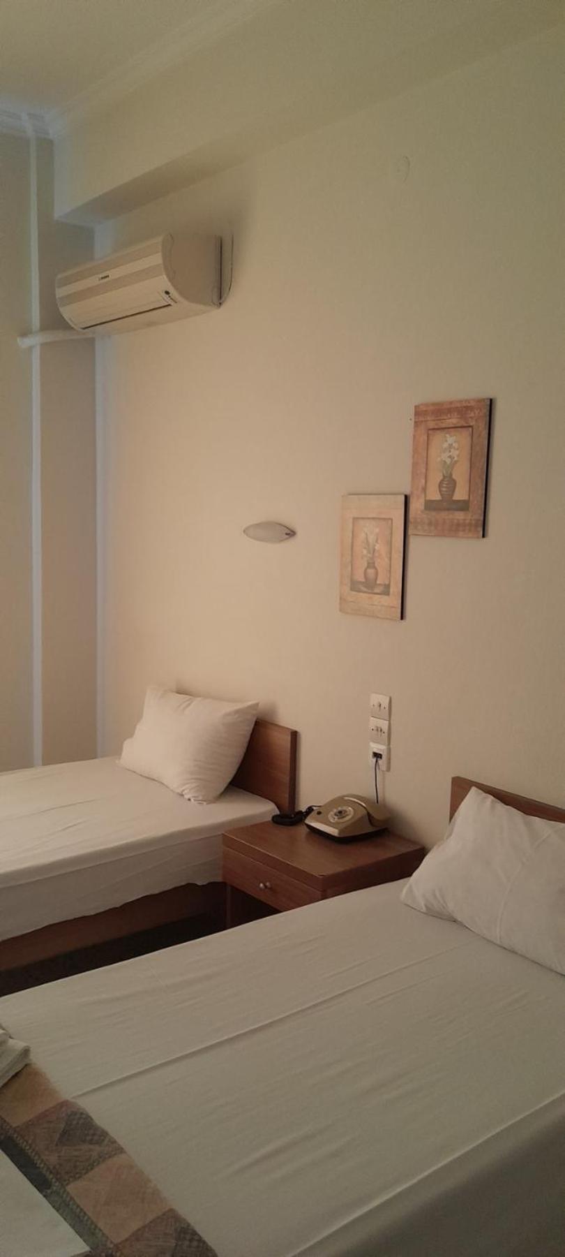 Hotel Ωρεοι Loutra Edipsou  Exterior foto